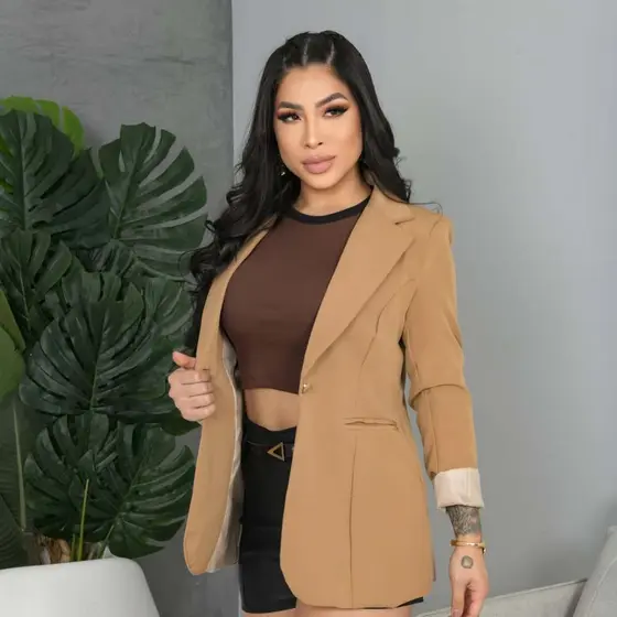 Blazer Max Com Forro Entretelado C/. Ombreiras Con botão encabada feminina Na Tecido Alfaiataria-Tendencia