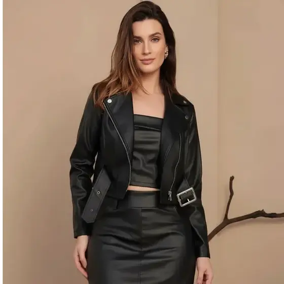 Jaqueta Feminina Couro com Cinto Lia