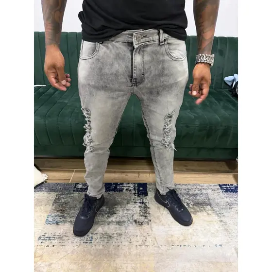 Calça, Jeans Masculina estilo jogador Cinza Chumbo Destroyed