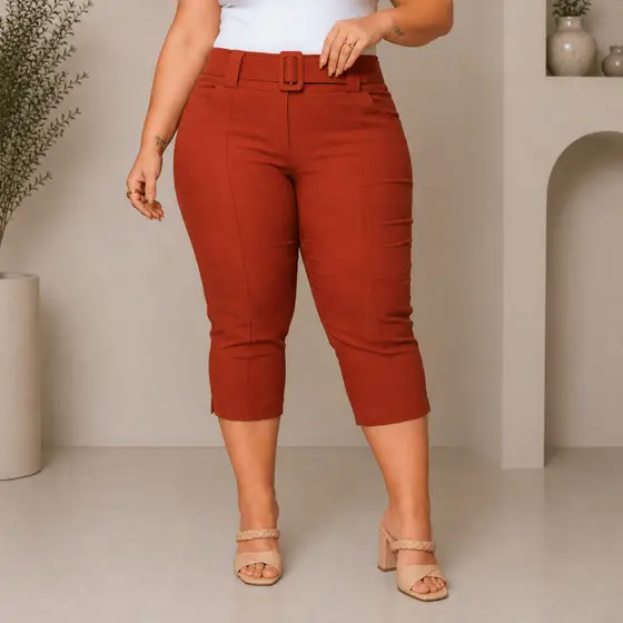 Calça Capri Feminina Plus Size Social Tecido Bengaline Com Cinto Fivela Alfaiataria Cintura Alta