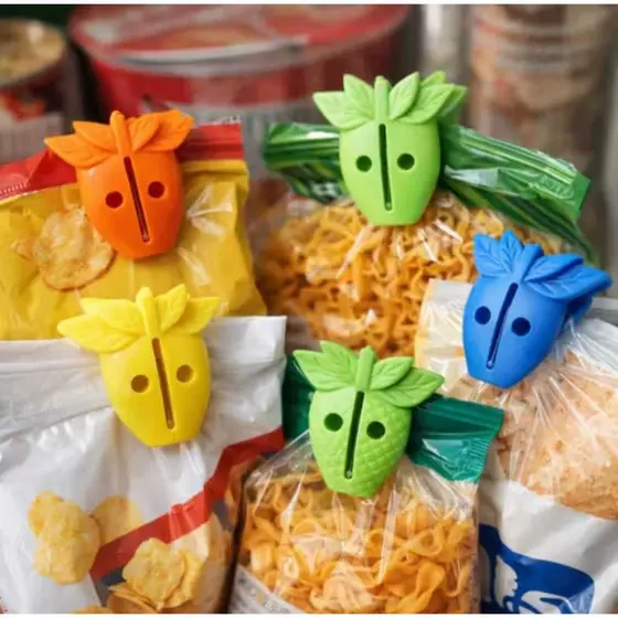 Prendedor Pregador de alimentos Plastico  formato abacaxi Veda alimentos