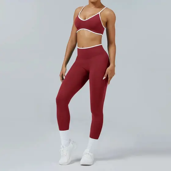 Conjunto esportivo feminino color block, cintura alta, modelagem justa, para corrida, fitness, ioga e pilates.