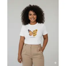 Blusa Feminina Estilosa Borboleta lançamento T-Shirt Camiseta Algodão + Brinde