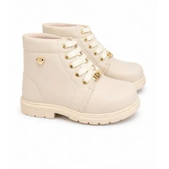 Bota Infantil Menina Coturno Off-White Coração Botinha Feminina Delicada Cano Curto Para Todas Ocasiões