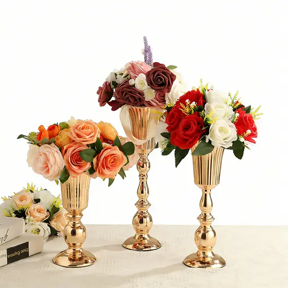 Vaso de Ferro Dourado, Suporte Decorativo para Casamento e Arranjos Florais