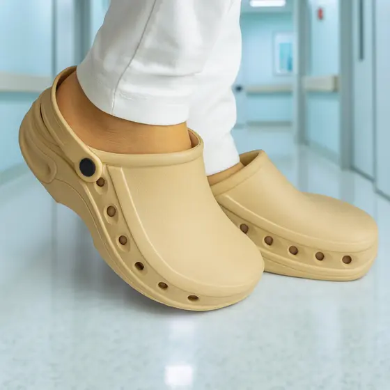 Sapato Profissional Babuche Hospitalar Fechado Uniforme EPI Sapato Confortável