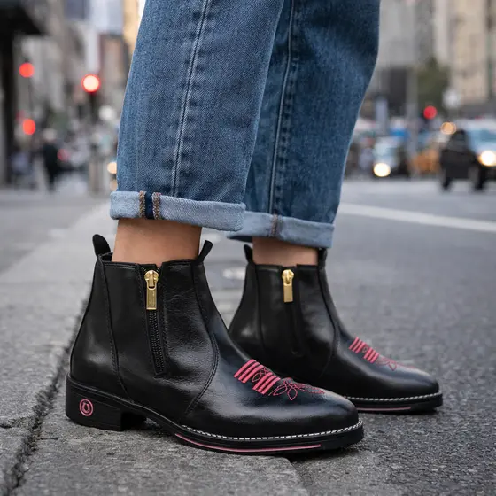 Bota Feminina Texana Botina Bico Quadrado Confortável Reforçada Com Zíper Flexen