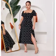 vestido midi feminino com manga curta, com forro, com fenda na frente e elastex nas costas