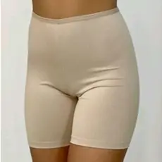 Kit com 2 shorts Anágua, cor nude , segunda para .Ideal para usar debaixo de saias,vestidos etc.