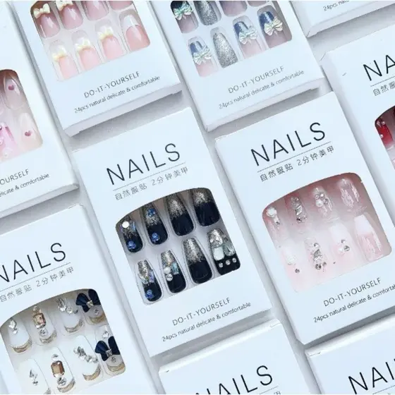 KIT 12/24/48/72 Unhas C/Cola Postiça Decorada Glitter Bailarina Quadrada Amendoada Francesinha Pintada  envia sortiada