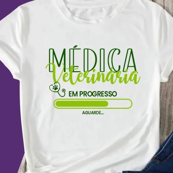 Camiseta Profissões Estudante Medicina Veterinária GaelShop