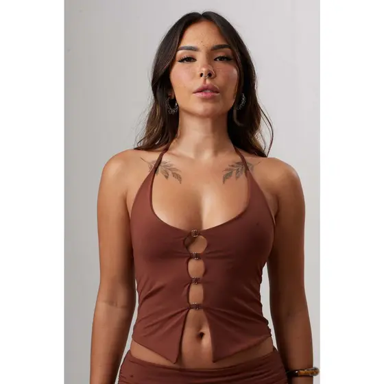 Blusa Cropped Feminino Poliamida Frente Única Com Recortes E Metal Tendência Moda Gringa