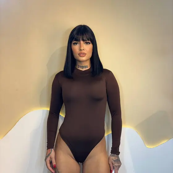Body Com Gola Em Suplex Feminino Ideal Para Looks Casuais E Elegantes