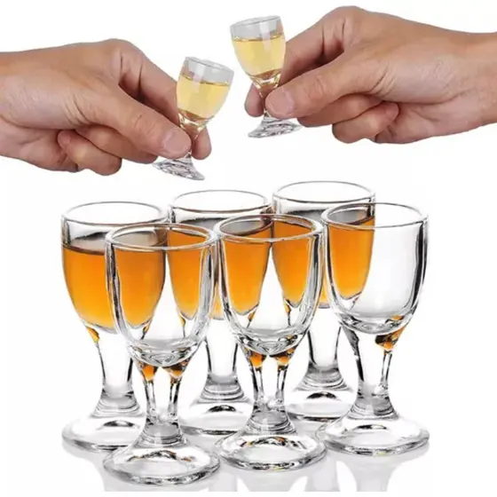 Mini Taças de Vidro 10ml para Licor Dose, Aperitivo, Lembrancinha e Brinde | Kit 6 12 ou 24 Unidades
