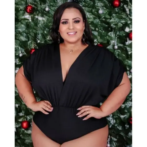 Body Plus Size Manga Morcego Decote em V Tamanhos Grande