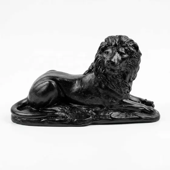Leão Sentado Estátua Decorativa Preto Para uma Sala de Estar Moderna