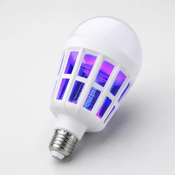 Duas Lâmpada LED 15W Mosquiteiro UV E27 Bivolt Luz Branca com Luz UV Auxiliar