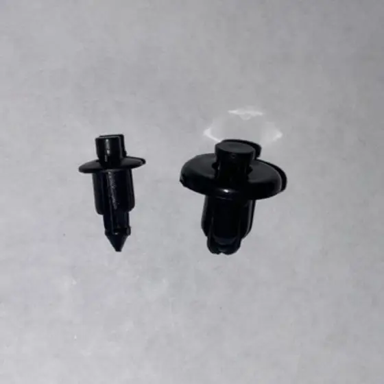 Kit Presilha Carenagem CG Fan Titan Start 125, 150, 160(Pequeno 6 mm e Grande 8 mm), 5 Unidades de cada