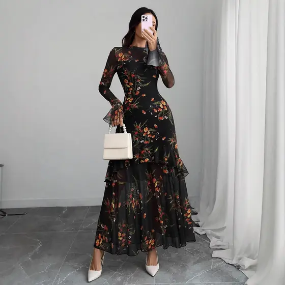 Vestido Maxi Feminino Com Estampa Floral De Malha , Manga Longa Flare , Gola Simulada , Babado , Bodycon , De Férias 202