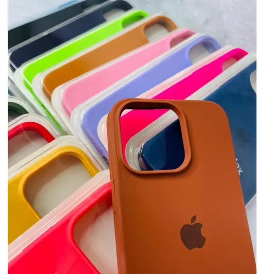 CAPA CAPINHA CASE PARA IPHONE 15 PRO MAX A SILICONE INTERIOR AVELUDADA COM CÂMERA ABERTA