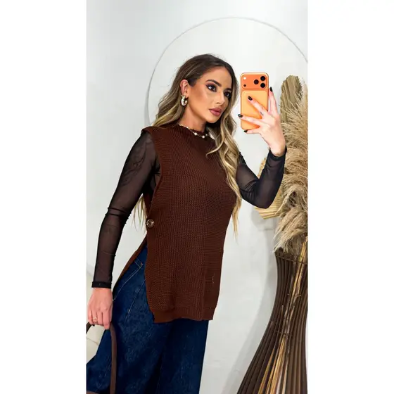 Colete Tricot Feminino Sofisticado Gola Alta Com Botões Laterais - Moda Outono/Inverno