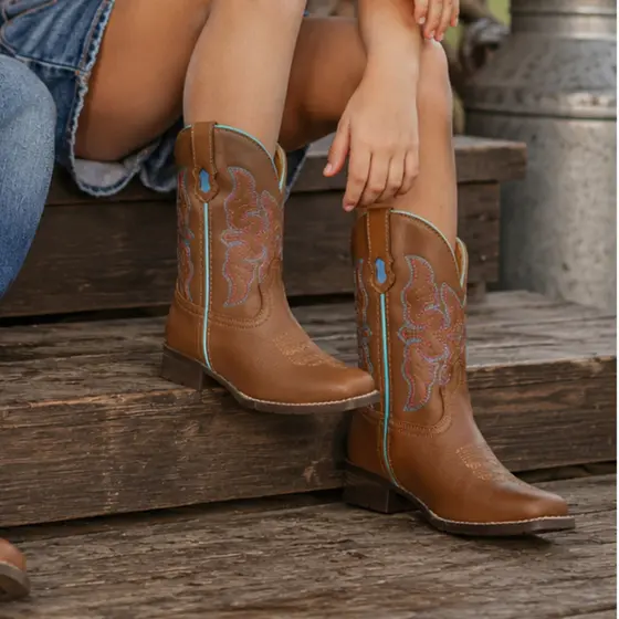 Bota Country Infantil Couro Legítimo Bordada Bico Quadrado Leve Macia Conforto Premium Unissex
