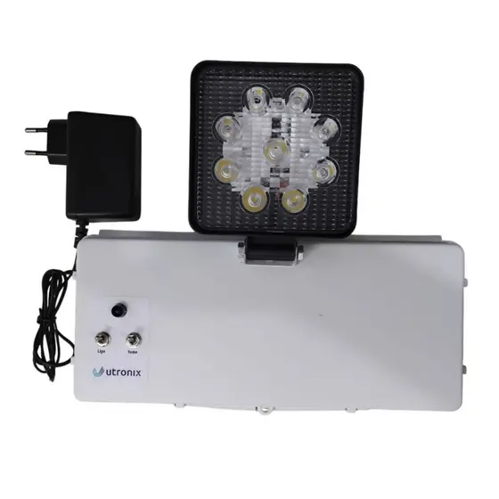 Bloco autônomo farol led 27W 2200lm forte com bateria Moura