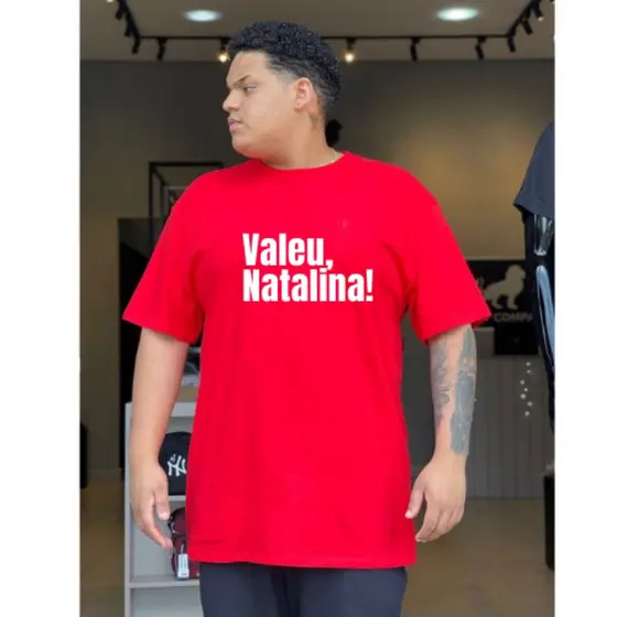 Camisa Valeu Natalina! meme engraçado  Unissex corte Slim 100% Algodão