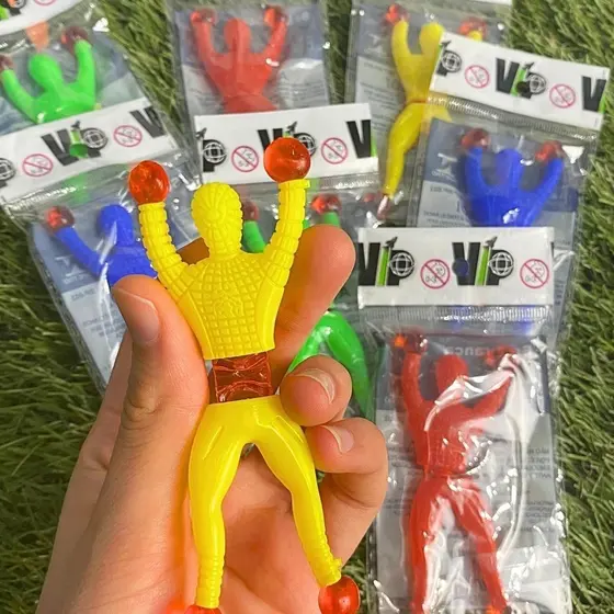 KIT 10 Super Ninja Boneco Gruda Parede Escala Grude Vidro Brinquedo Lembrancinha Festa Infantil