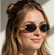 Oculos de Sol Oval Feminino Fino Premium Tendencia Blogueira Virginia Tigre do Momento em Alta uv400