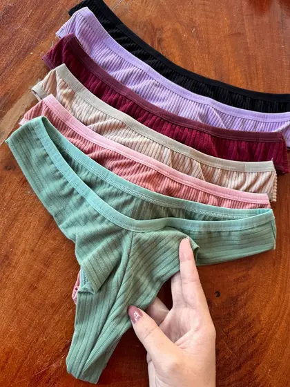 Kit Calcinhas Fio Empina Bumbum Ribaninha Qualidade e Conforto Forro de Algodão Não Marca PLUS SIZE
