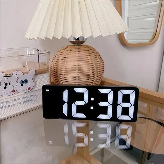 Relógio digital LED, pode ser usado como despertador de mesa, alarme de temperatura e outras funções