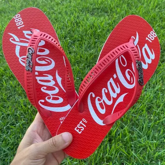 Chinelo Masculino Confortável Super Leve Sandália de Dedo Moderna e Resistente