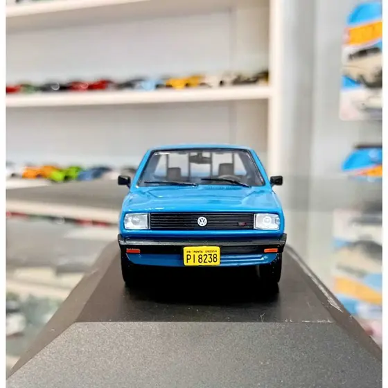Miniatura Carrinho Metal Escala 1/43 Volkswagen Saveiro 1982