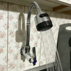 Torneira Gourmet com chuveiro - Torneira para cozinha luxo Torneira com rotação de 360° parede Duplo Jato Cone 1/4