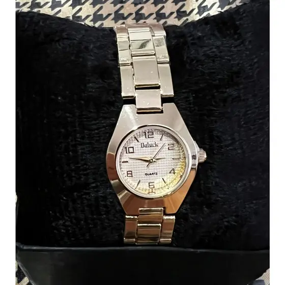 Relógio Feminino Analógico DOLUCK Elegante: Aço Inoxidável, Negócios, Presentes Mães, namorada.