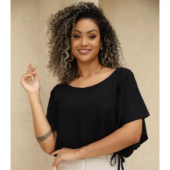 Blusa Feminina Viscose Lisa Semi Cropped Amarração - Casual e Conforto