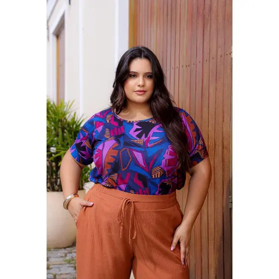 Blusa Feminina Chic PLUS - Estampadas Casual e Conforto