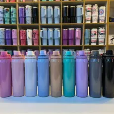 Garrafa Térmica Esportiva 800ml com Tampa Rosqueável e Alça Portátil – Cores Especiais