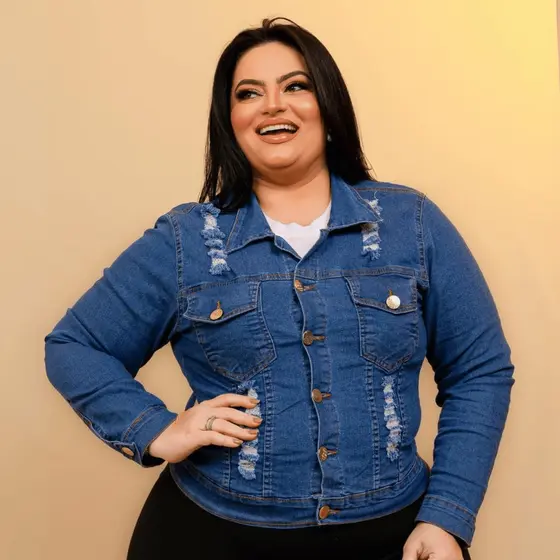 Jaqueta Jeans Plus Size Com Elastano Modelo Plus