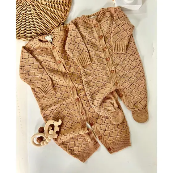 Macacão de Bebê em Tricot Roupa Infantil Saída Maternidade Menina e Menino Outono Verão