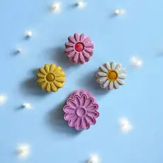 Modelador Ejetor Margarida para Brigadeiro, Doce, Massa e Biscoito