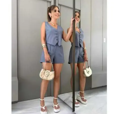 conjunto feminino alfaiataria social short e colete