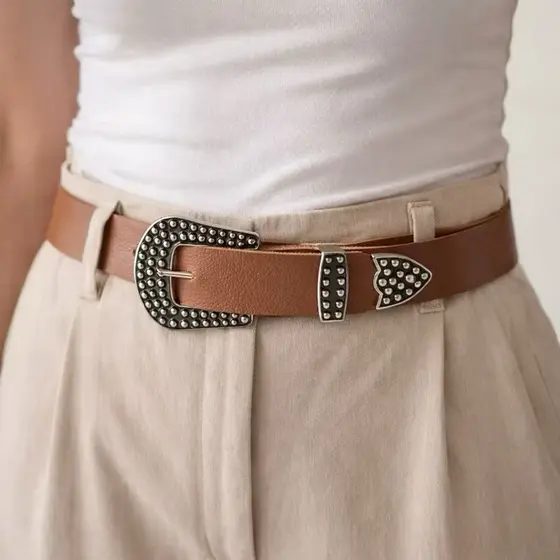 Cintos Femininos PLUS SIZE Fivela Prata com Preto Bolinhas Blogueira Tendência - Márcia