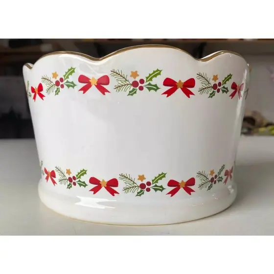 Porta Panetone Em Cerâmica Panetoneira Filete Em Ouro Natal