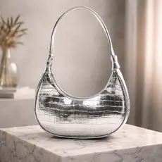 Bolsa Ombro Prata Croco Metalizada Brilhante Modelo Hobo Chic Estilosa Moderna para Qualquer Ocasião