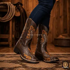 Bota Texana Feminina Couro Bordada Laranja Cano Alto Bico Quadrado Country Rodeio Marrom Elegante