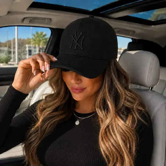 🧢 Boné NY Unissex Blogueira – Aba curva Masculino e Feminino