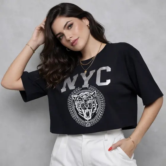 Cropped NYC Feminino Oversized Estampa Urbana Casual Fashion
