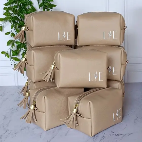 Necessaire personalizada lembrancinha ( Valor unitário ).